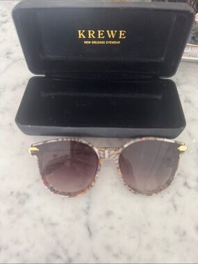 KREWE Women's Multicolor Tortoiseshell Sunglasses - Pink Gradient Lenses